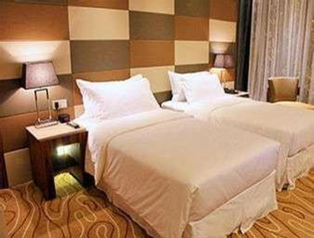 Ramada Plaza Huizhou East Hotel Extérieur photo