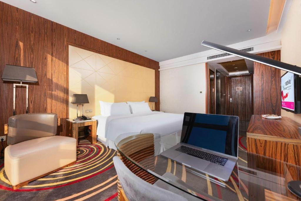 Ramada Plaza Huizhou East Hotel Extérieur photo